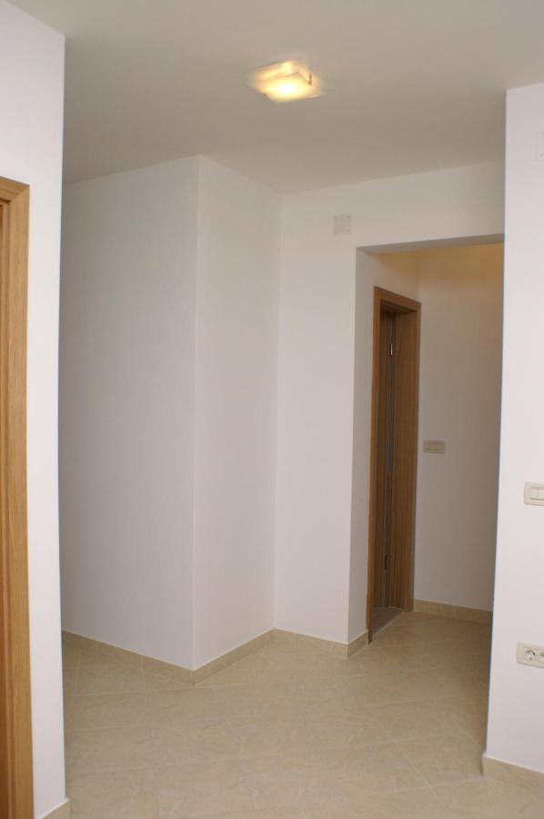 Apartments By The Sea Supetar, Brac - 4274 المظهر الخارجي الصورة