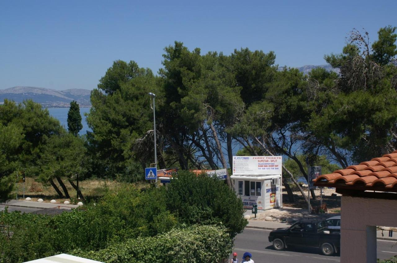 Apartments By The Sea Supetar, Brac - 4274 المظهر الخارجي الصورة